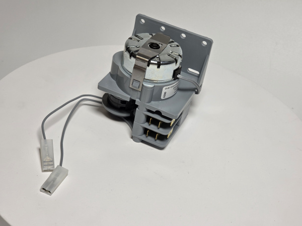 Переключатель реверса двигателя Unox KVE1615A