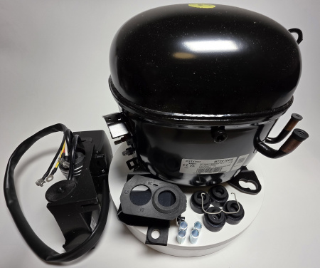 Компрессор NT2210GK R404 Embraco 1295Вт LBP код 923KA0204AF