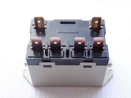 Реле Omron G7L абат код 61078