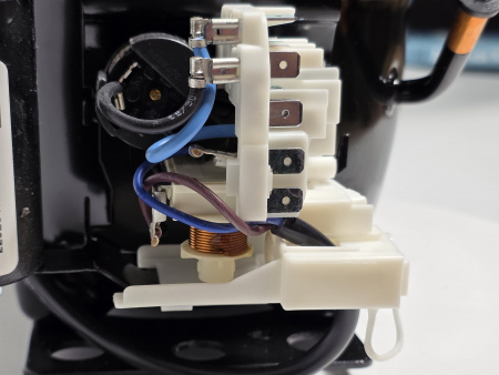 Компрессор NEK 6181 GK R404a 1094Вт MBP Embraco Aspera код 957MA51M1AJ (NEK6181GK)