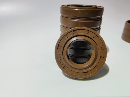 Манжеты армированные 17х32х7 (силикон)