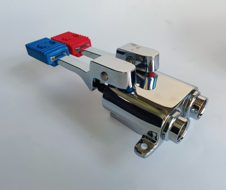 Педальный смеситель MONOLITH ITALY код ERMES003 (2 педали), холодная и горячая вода G1/2