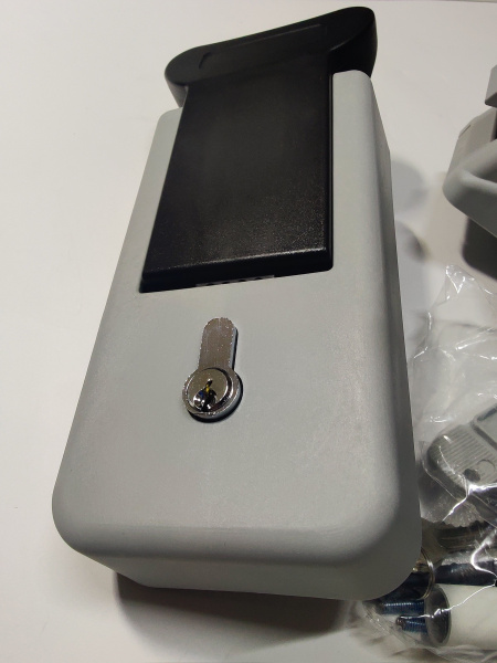 Ручка-замок двери камеры Polair код 1060043d