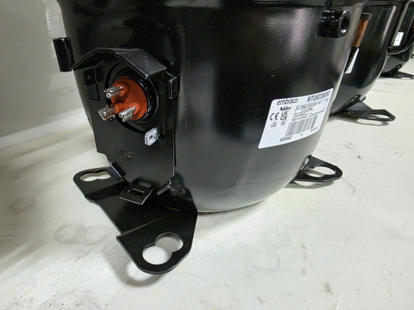 Компрессор NTU 6238GKV Embraco R404A 2567Вт MBP