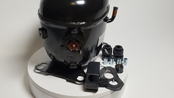 Компрессор NT 6226GK R404a Embraco 3252Вт MBP код 923BA0204AF