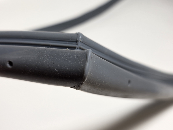 Уплотнитель ПКА10 подходит на пароконвектомат выпуск с 2007по2010 год размер 400х780 Абат код 120000020165