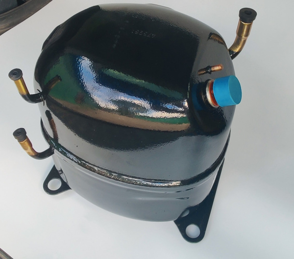 Компрессор CAJ 2464 Z TU (R404A) 1605Вт код AJ2ZR1JF606 (Tecumseh)