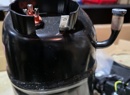 Компрессор NJ2190E R22a Embraco 1063Вт LBP код 143NV1104AF