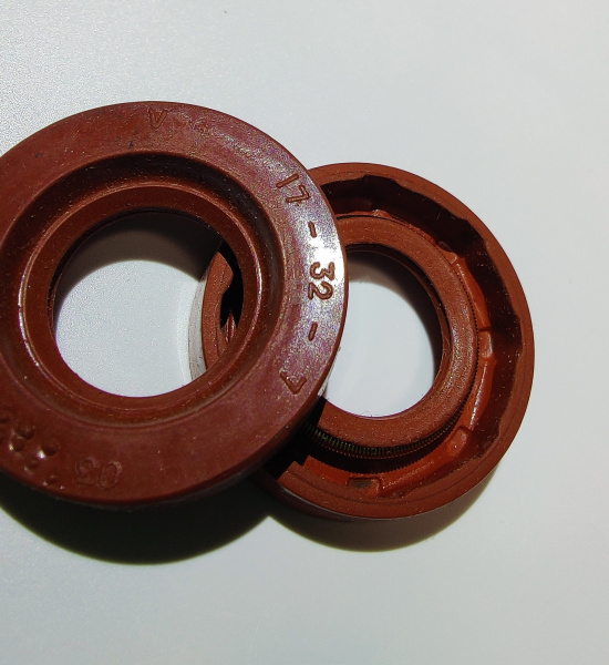 Манжета армированная 17х32х7 (силикон) артикул 120000020011 (на двигатель пароконвектомата FIR Абат)