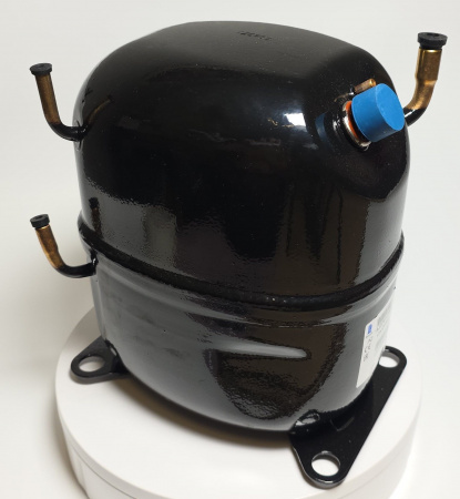 Компрессор CAJ 2446 Z под пайку (R404A) 1203Вт код AJ2ZM1JF603 (Tecumseh)