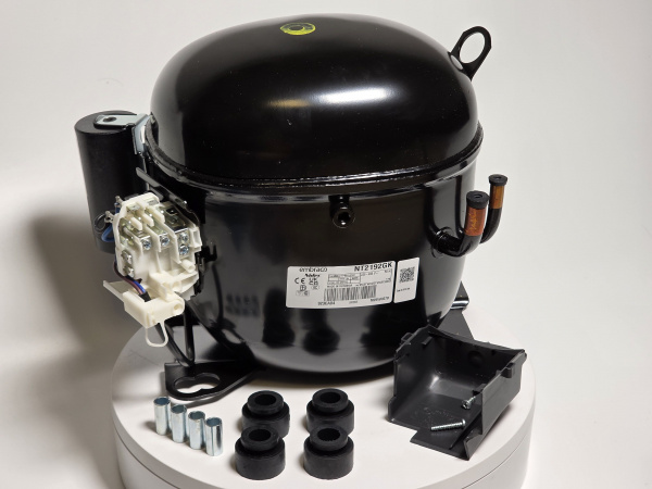 Компрессор NT 2192GK R404a Embraco1076Вт LBP код 923EA0422AA