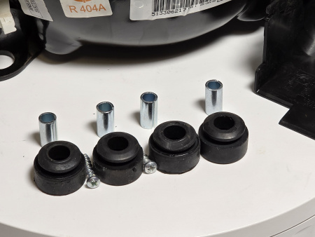 Компрессор EMT 2125GK R404A Embraco Aspera 351Вт LBP