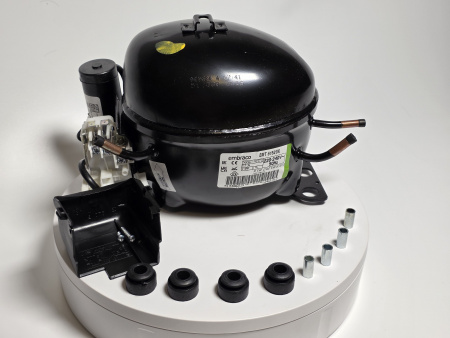 Компрессор EMT6152GK R404A Embraco 449Вт MBP