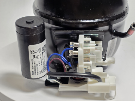 Компрессор EMT 6170Z R134 Embraco 418Вт HBP