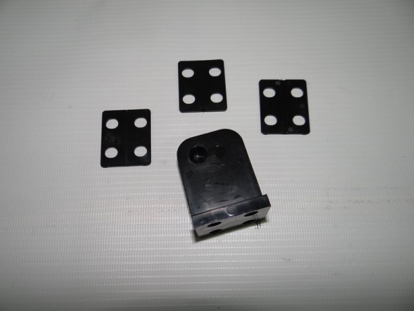 Кронштейн дверки верхний СХС(М)-60.1666.00.00.006 (в сборе)