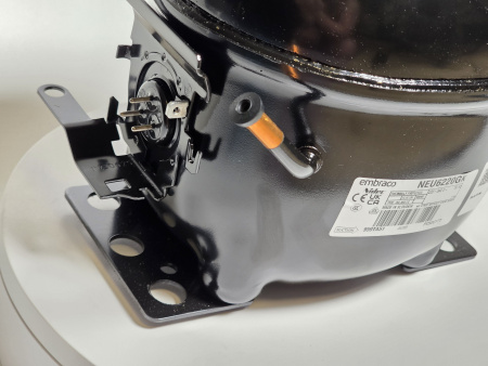 Компрессор NEU 6220GK R404a Embraco 1382Вт MBP код 959TA5190AF