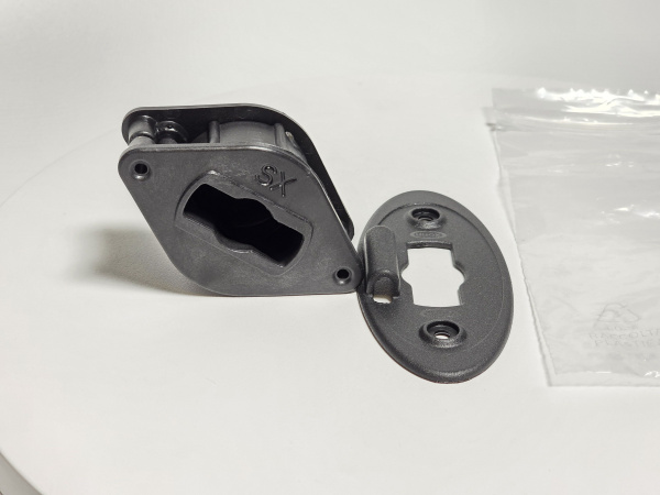 Ответная часть замка левая замка KVM1191A Unox cheftop / bakertop