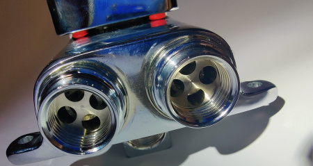 Педальный смеситель MONOLITH ITALY код ERMES002 холодная и горячая вода G1/2